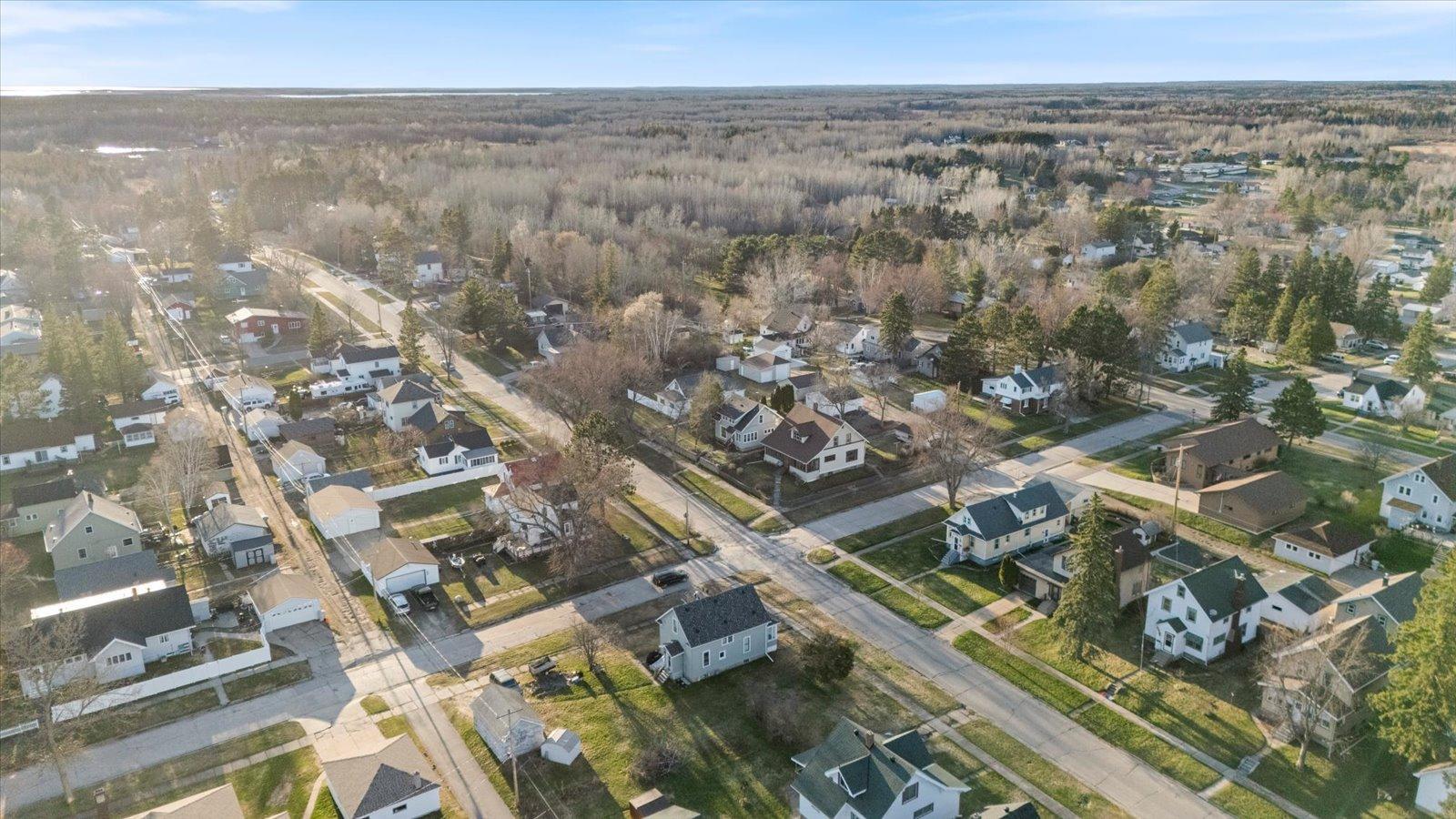 604 3rd Street Northwest Chisholm, MN 55719 - Photo 41 of 42