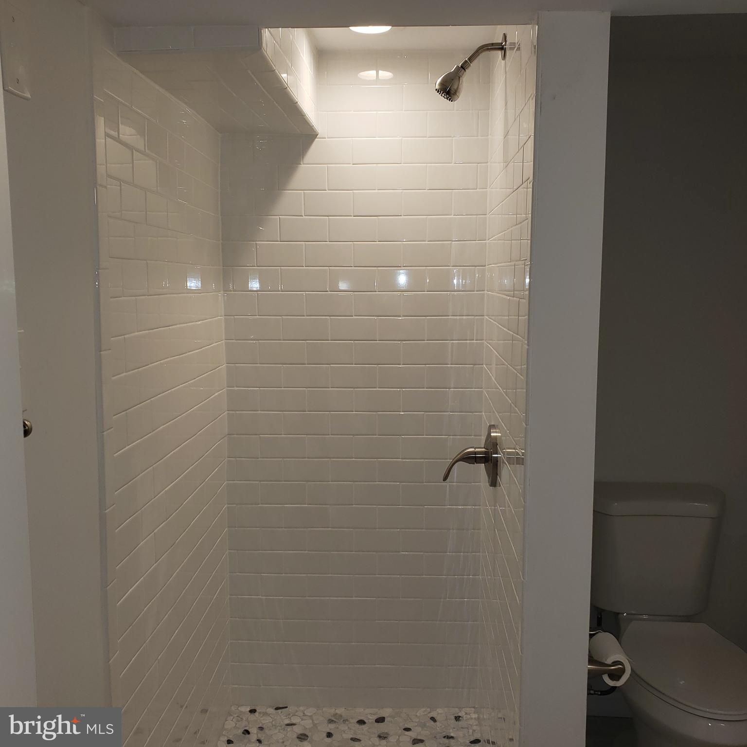 2000 Ormand Road Baltimore, MD 21222 - Photo 39 of 49 Lower full bath