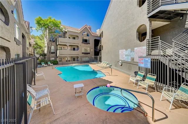 $214,900 | 701 Capri Drive, Unit 18C, Boulder City, NV 89005