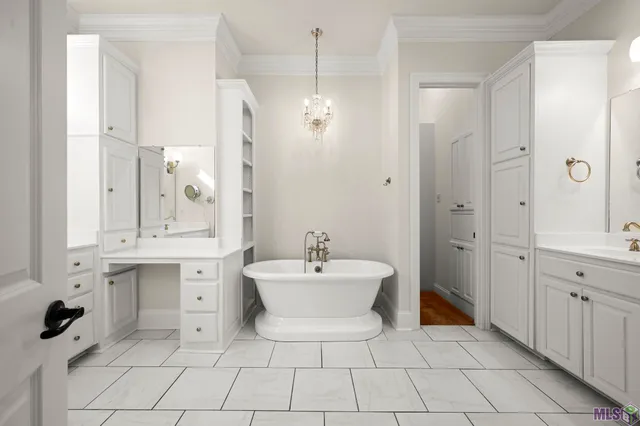 $725,000 | 1621 Glen Eagles Bend, Zachary, LA 70791