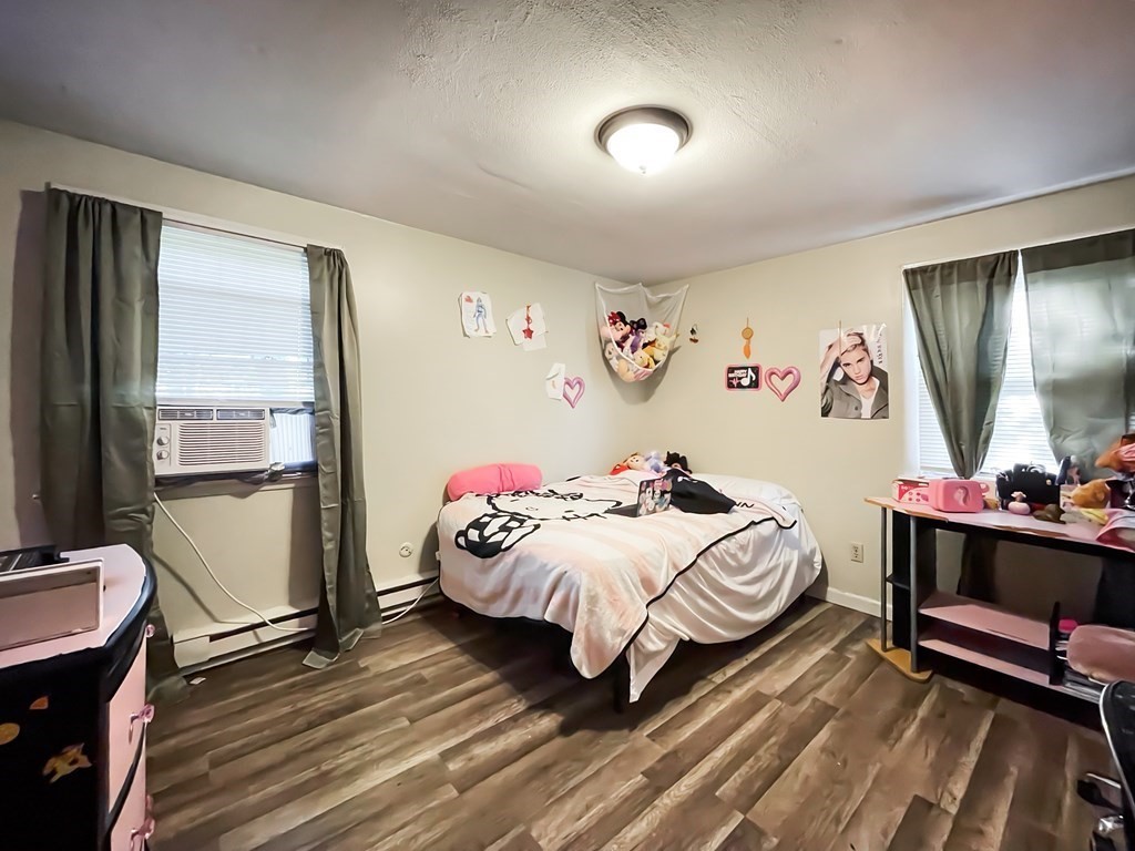 6 South Chatham Street Springfield, MA 01109 - Photo 13 of 27 Gallery Image 13
