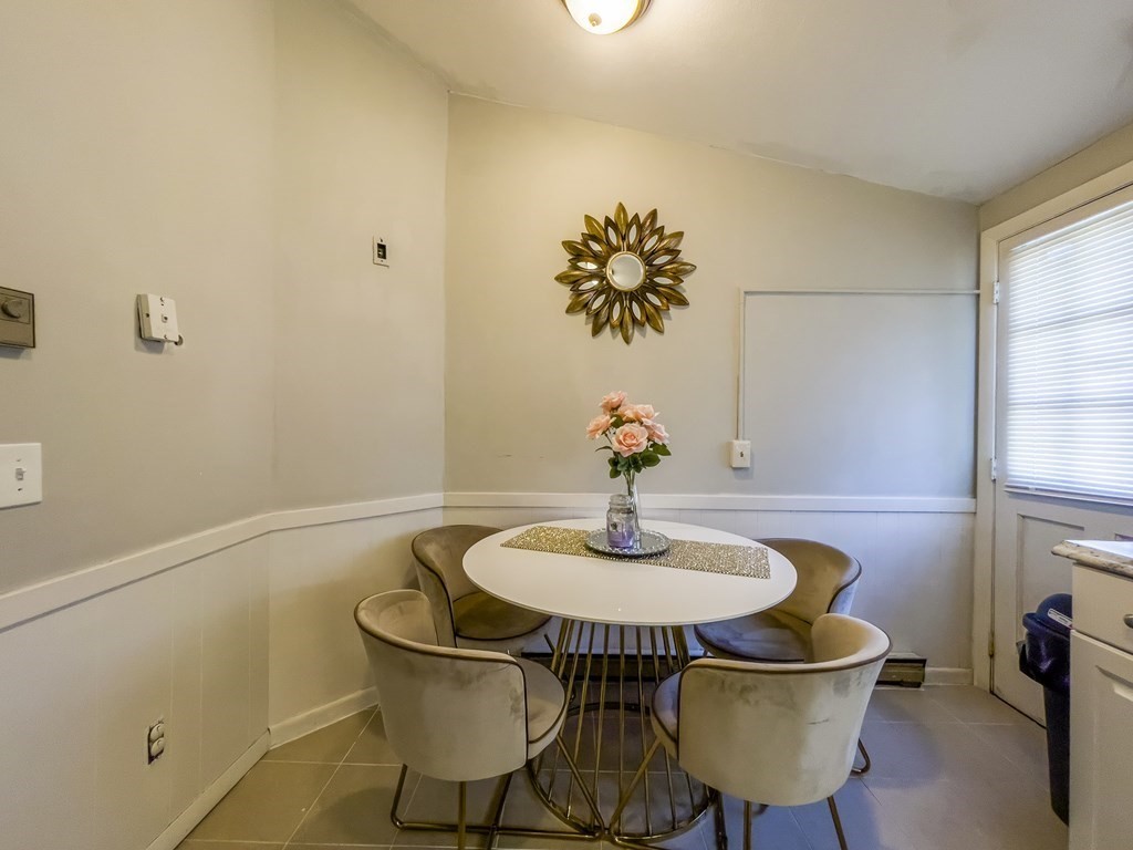 6 South Chatham Street Springfield, MA 01109 - Photo 6 of 27 Gallery Image 6