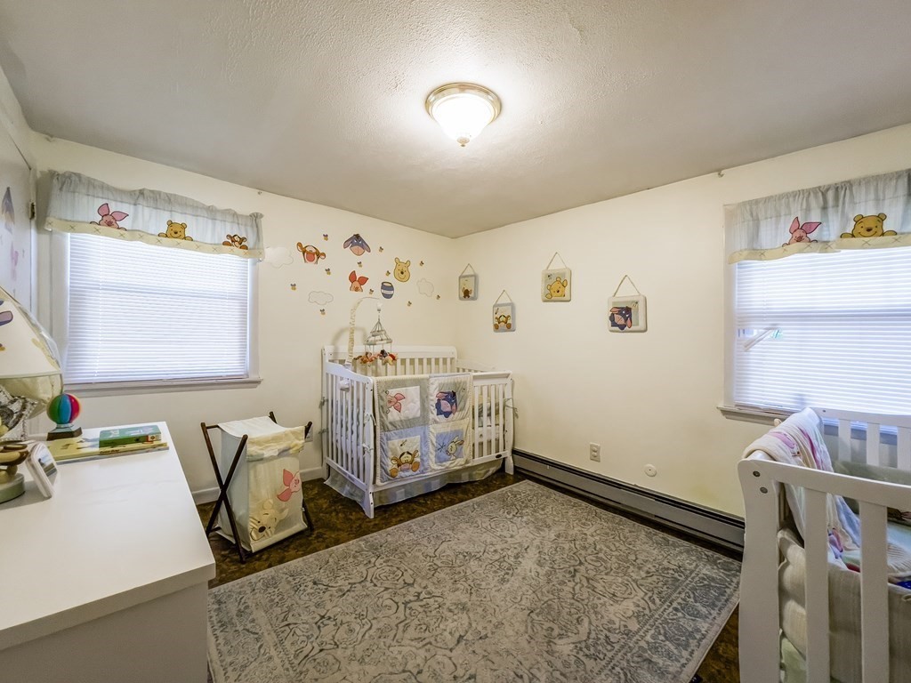 6 South Chatham Street Springfield, MA 01109 - Photo 7 of 27 Gallery Image 7