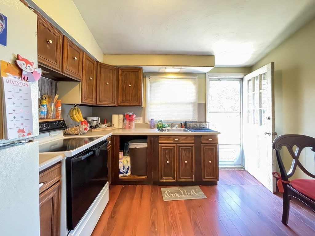 6 South Chatham Street Springfield, MA 01109 - Photo 10 of 27 Gallery Image 10