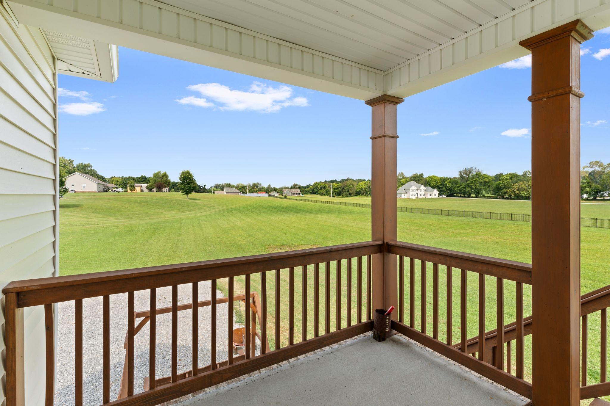 5216 Highway 161 Springfield, TN 37172 - Photo 5 of 31 a view of city from a balcony