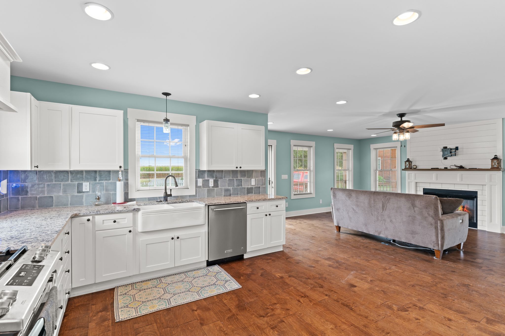 5216 Highway 161 Springfield, TN 37172 - Photo 8 of 31 a large kitchen with a lot of counter space and a sink