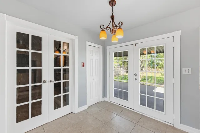 a view of livingroom with windows