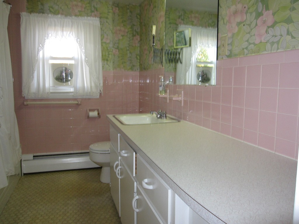 93 Burnham Road Greenfield, MA 01301 - Photo 11 of 22 Gallery Image 11