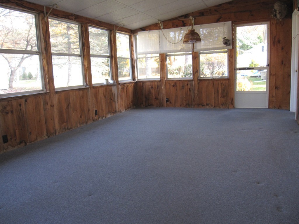93 Burnham Road Greenfield, MA 01301 - Photo 12 of 22 Gallery Image 12