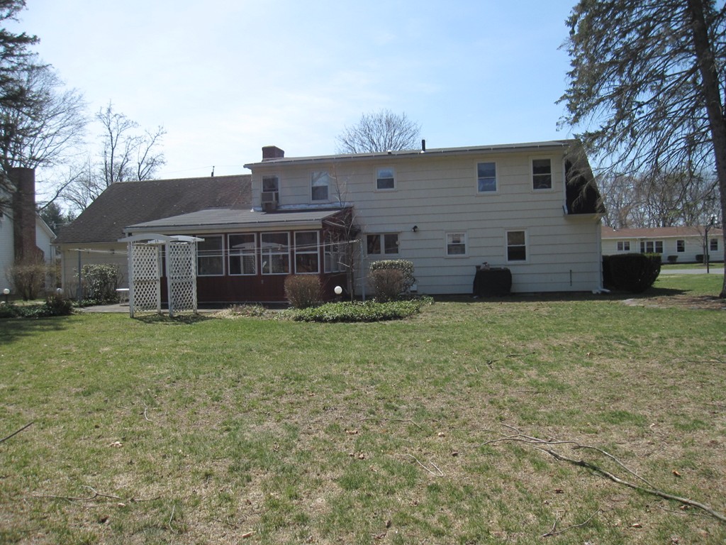 93 Burnham Road Greenfield, MA 01301 - Photo 3 of 22 Gallery Image 3