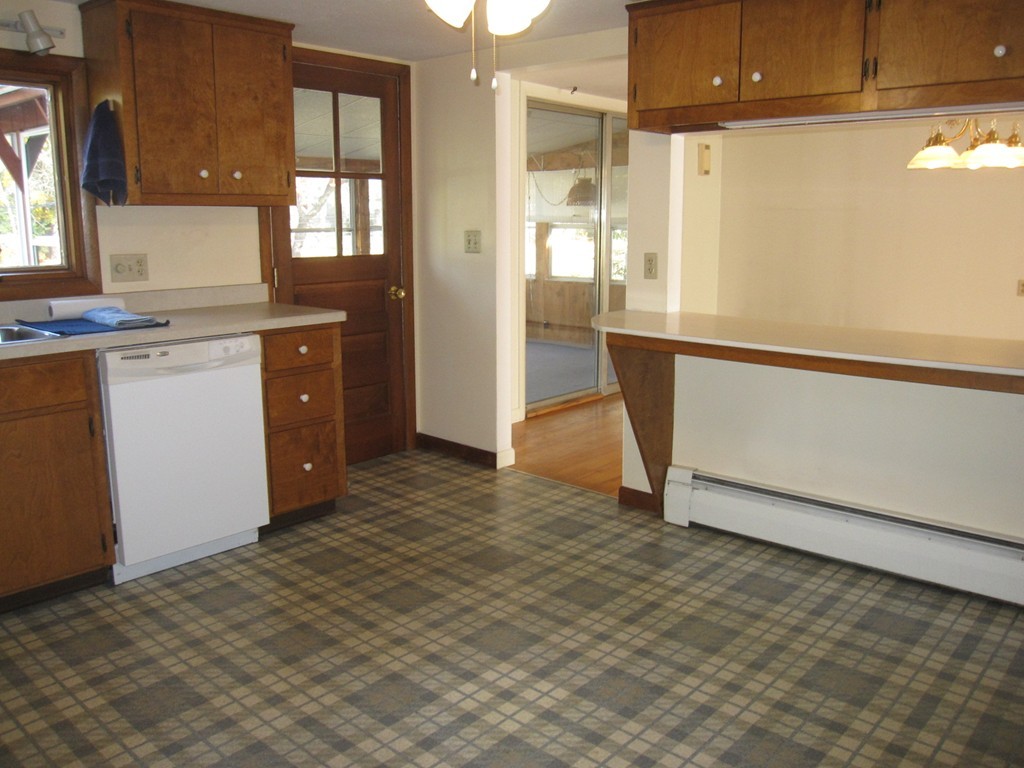 93 Burnham Road Greenfield, MA 01301 - Photo 9 of 22 Gallery Image 9