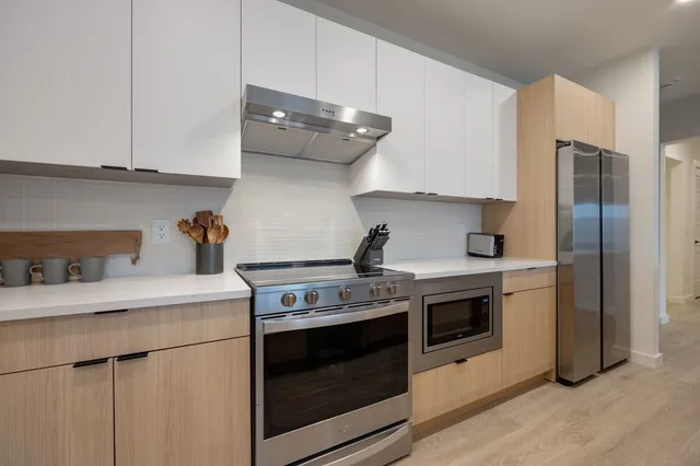 $6,995 | 635 7th Avenue South, Unit 311, Nashville, TN 37203