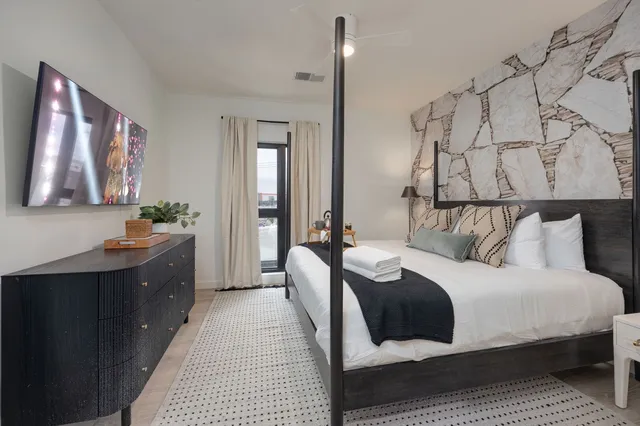 $6,995 | 635 7th Avenue South, Unit 311, Nashville, TN 37203