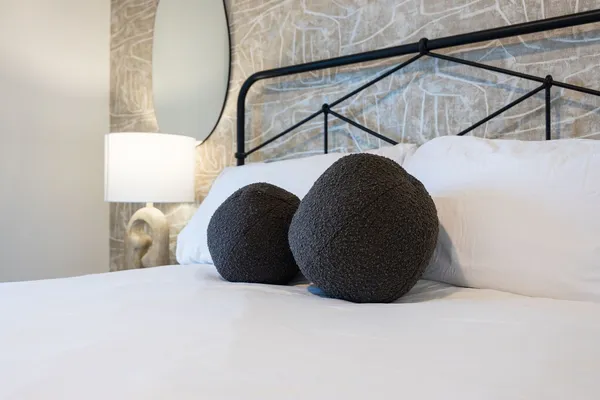 $9,995 | 635 7th Avenue South, Unit 311, Nashville, TN 37203