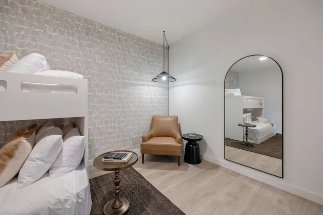 $6,995 | 635 7th Avenue South, Unit 311, Nashville, TN 37203