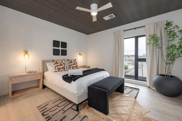 $9,995 | 635 7th Avenue South, Unit 311, Nashville, TN 37203