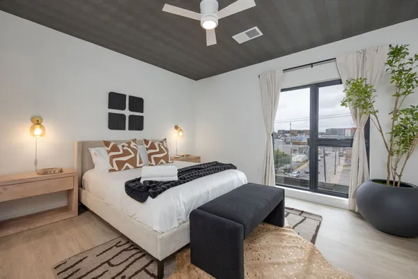 $9,995 | 635 7th Avenue South, Unit 311, Nashville, TN 37203