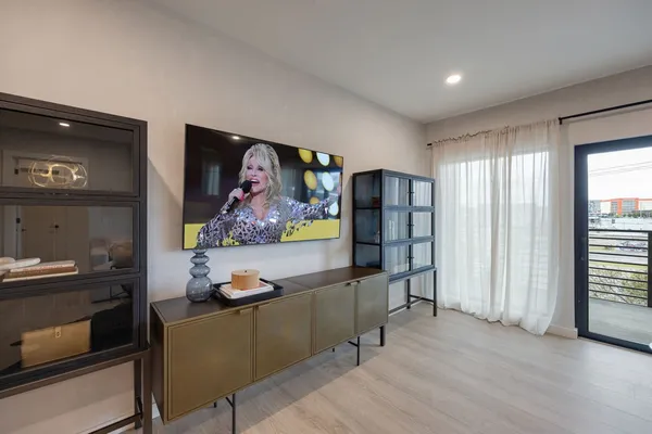 $9,995 | 635 7th Avenue South, Unit 311, Nashville, TN 37203