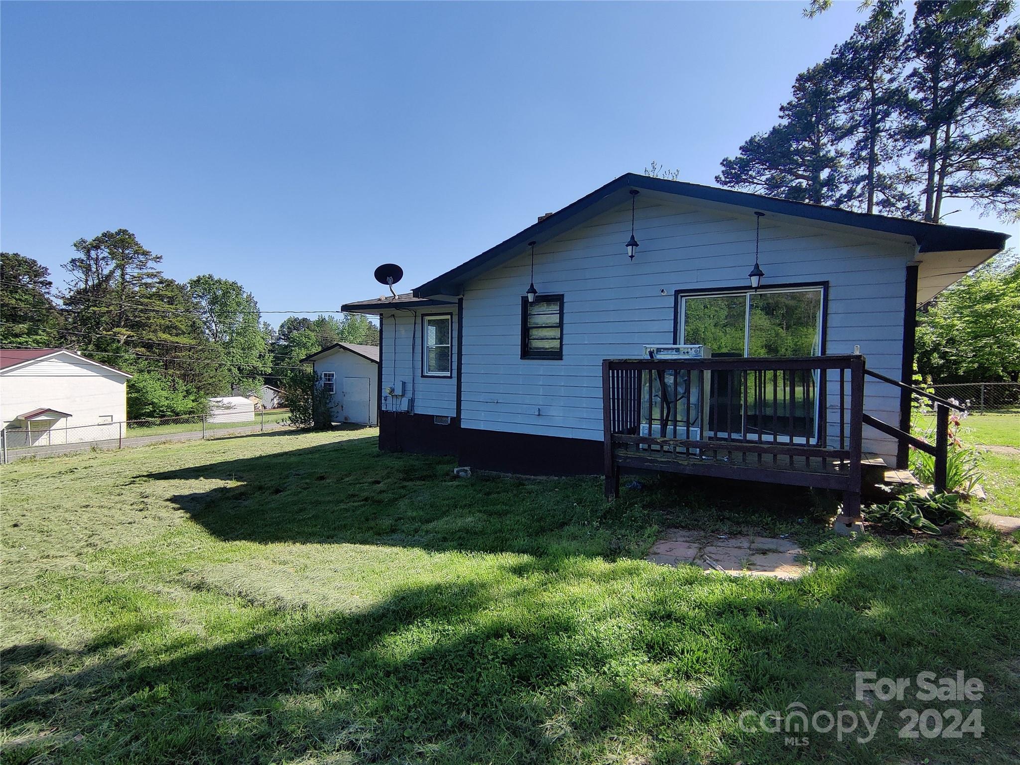 505 Ed Wilson Road Bessemer City, NC 28016 - Photo 4 of 19 Gallery Image 4