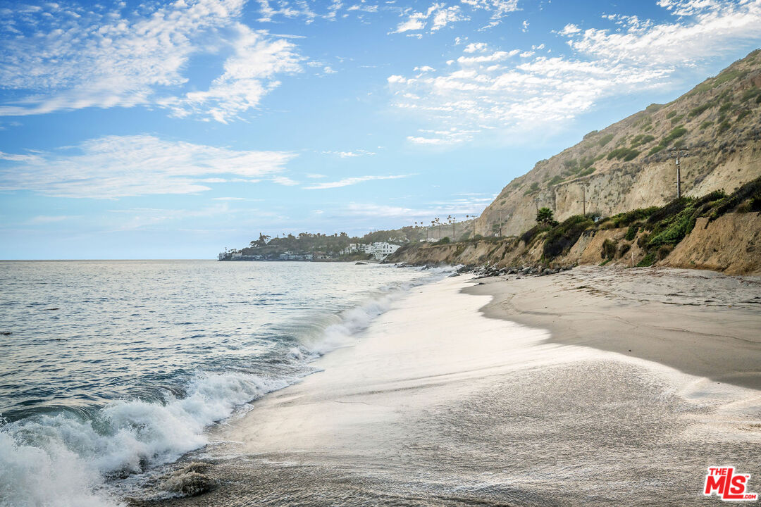 26170 Pacific Coast Highway Malibu, CA 90265 - Photo 8 of 8