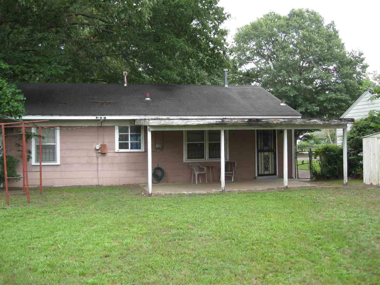 1471 Weiner Road Memphis, TN 38108 - Photo 14 of 16