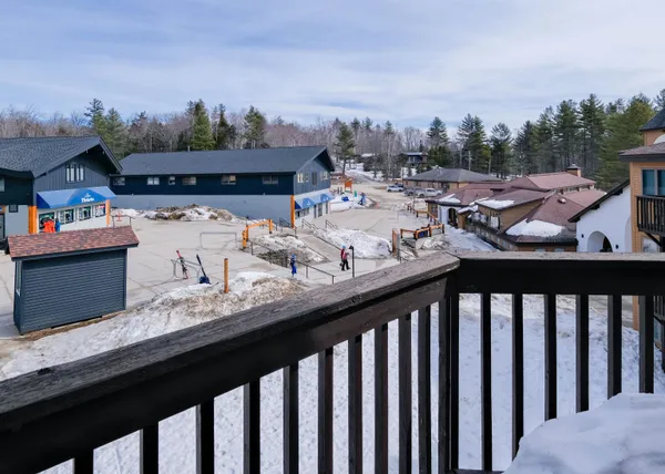 $350,000 | 318 Mountain Road, Unit A304, Ludlow, VT 05149