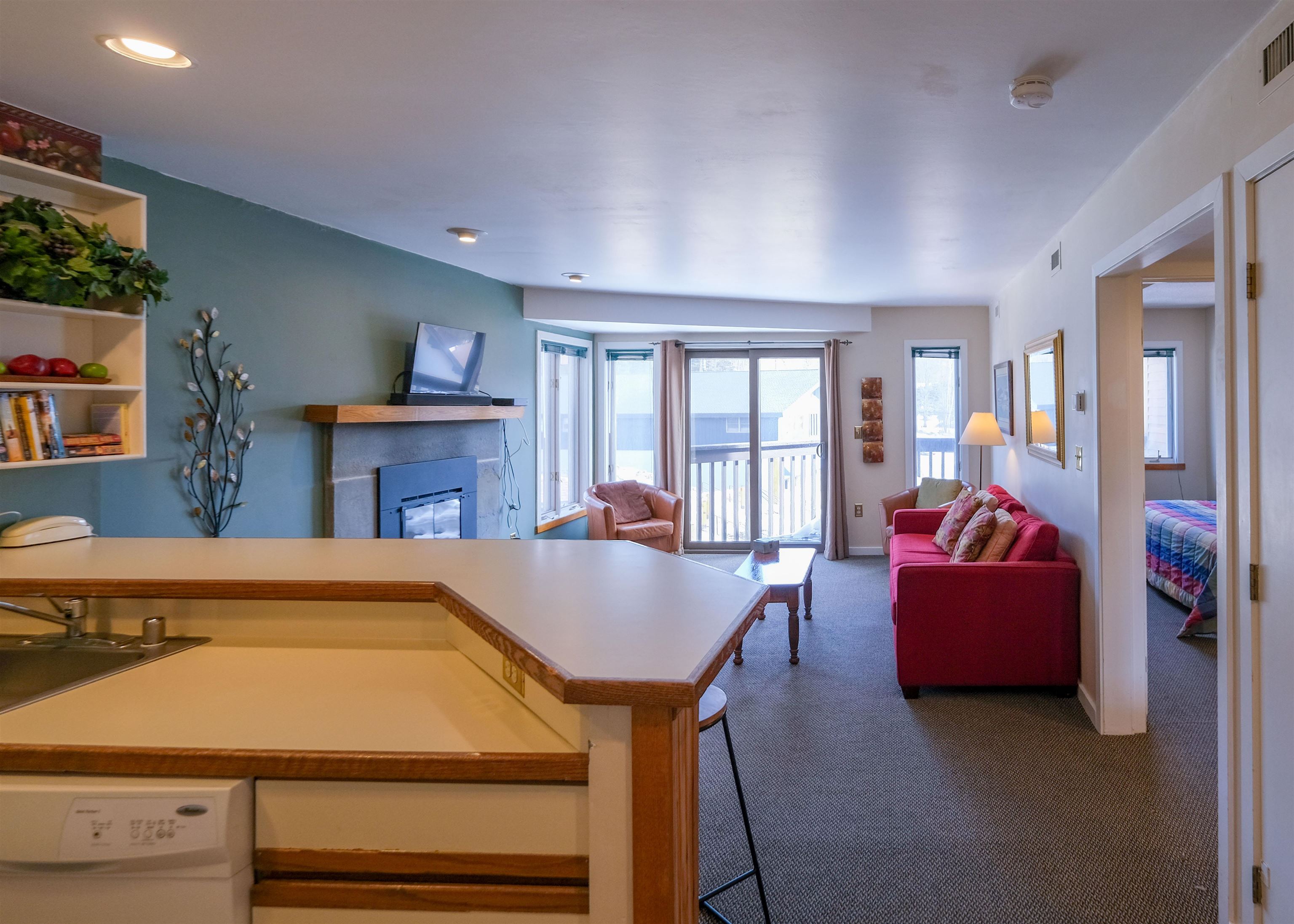 318 Mountain Road, Unit A304 Ludlow, VT 05149 - Photo 9 of 35