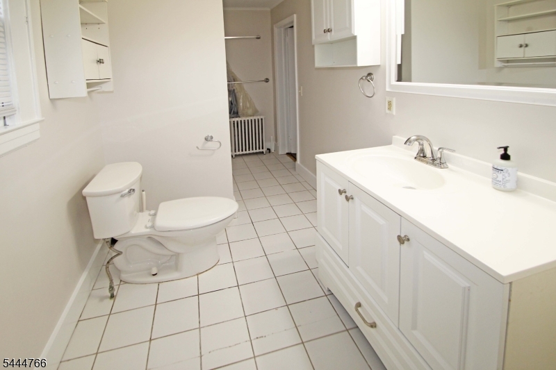 805 Green Pond Road, Unit MAIN Rockaway, NJ 07866 - Photo 9 of 11