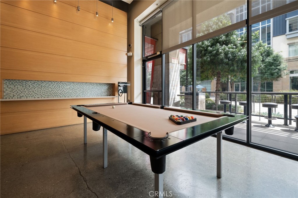 133 The, Unit 404 Long Beach, CA 90802 - Photo 22 of 25 a view of an outdoor space with seating area