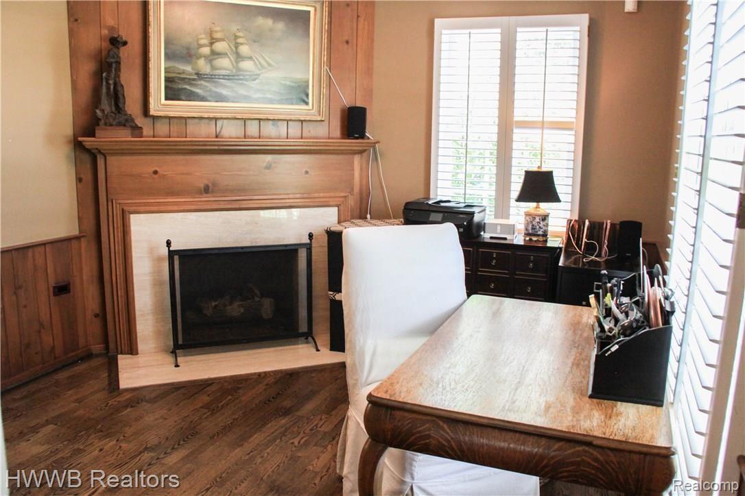 150 Aspen Road Birmingham, MI 48009 - Photo 10 of 22 Entry Level Den