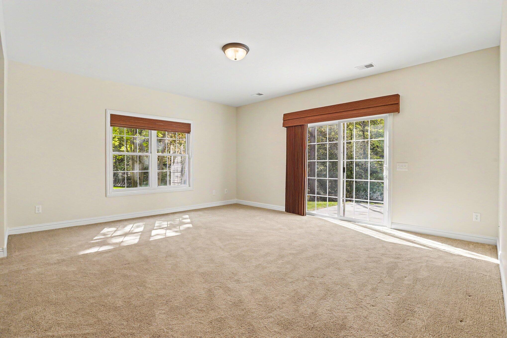 2221 Hunters Run Kalamazoo, MI 49048 - Photo 15 of 34 015_file_7327