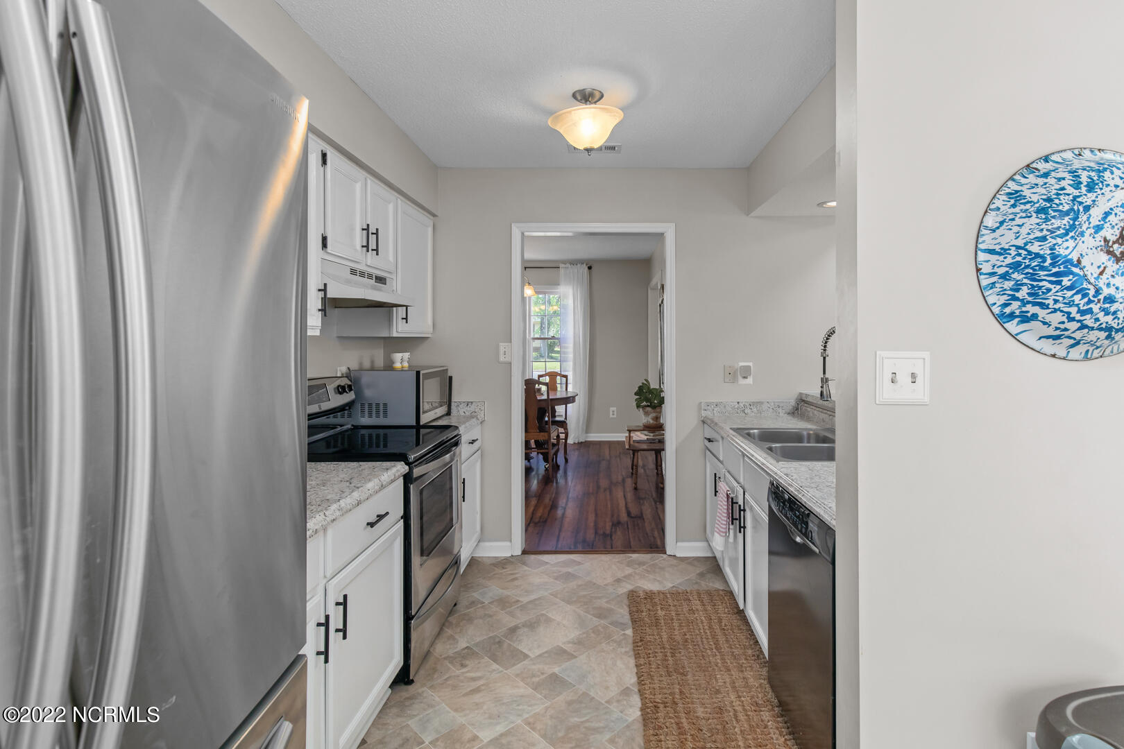 164 Raintree Circle Jacksonville, NC 28540 - Photo 14 of 37 14