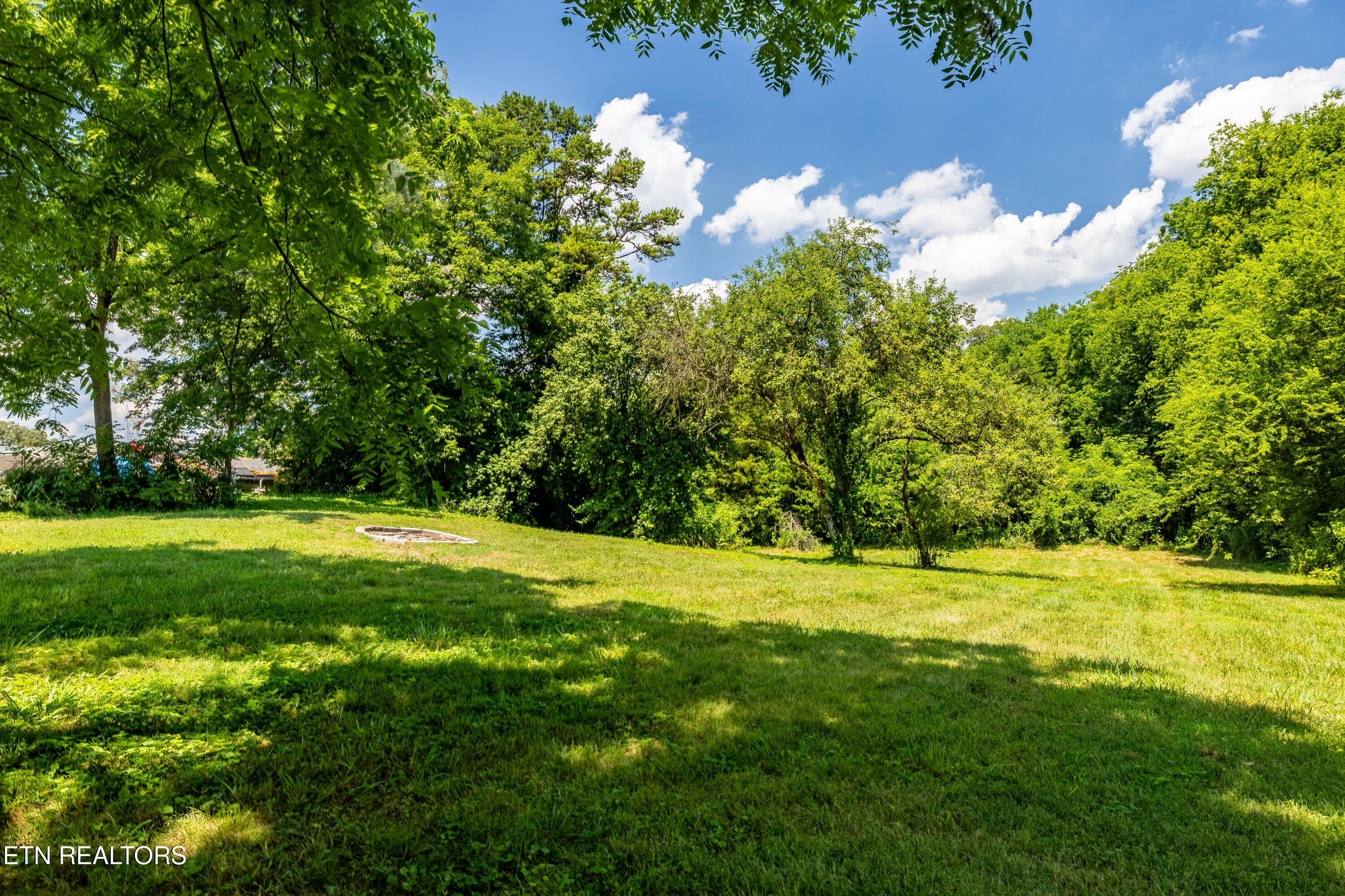 322 Abrams Road Rockford, TN 37853 - Photo 13 of 20 322AbramsRd-10