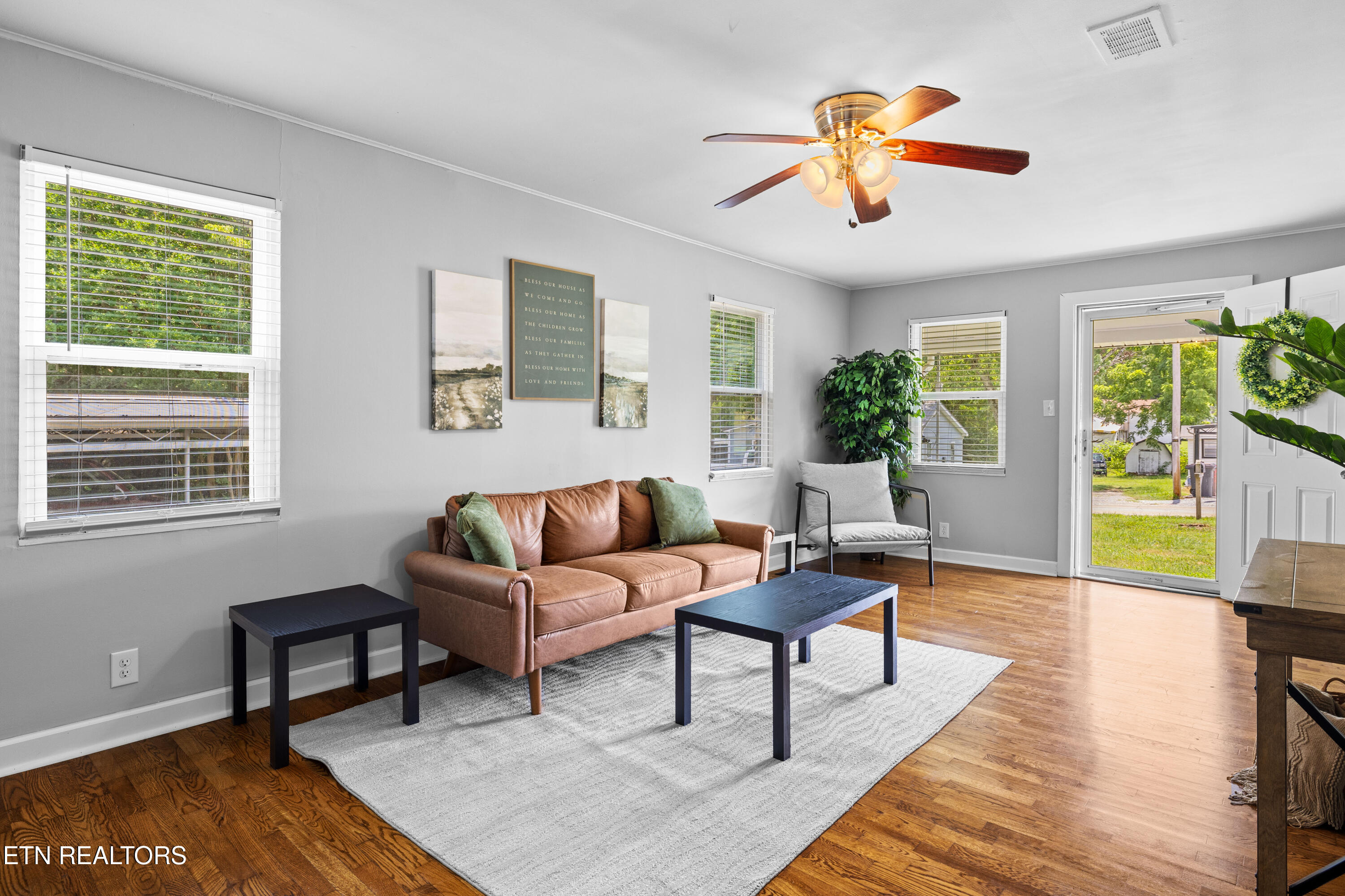 322 Abrams Road Rockford, TN 37853 - Photo 2 of 20 322AbramsRd-20