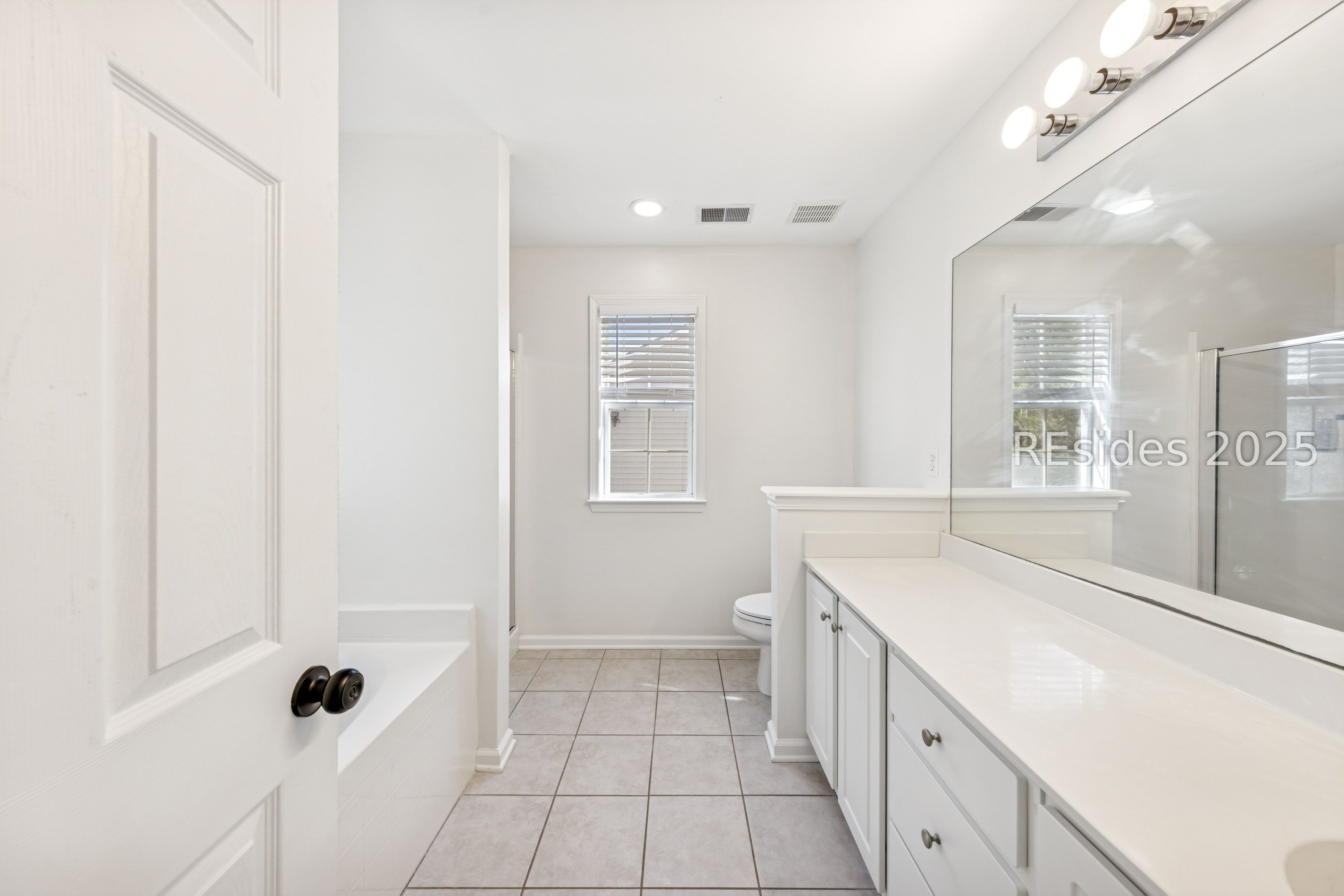 256 University Parkway Bluffton, SC 29909 - Photo 17 of 34