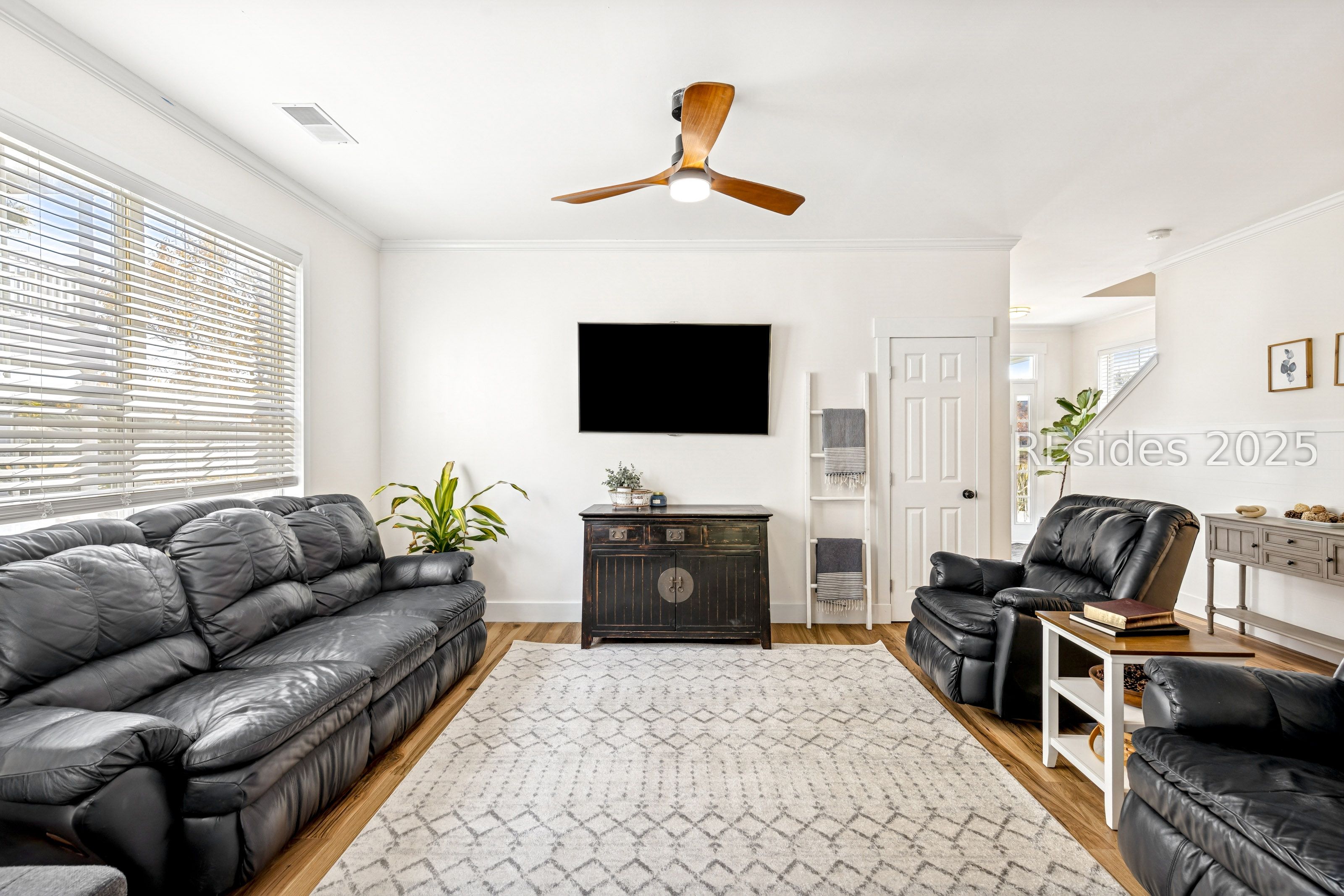 256 University Parkway Bluffton, SC 29909 - Photo 6 of 34