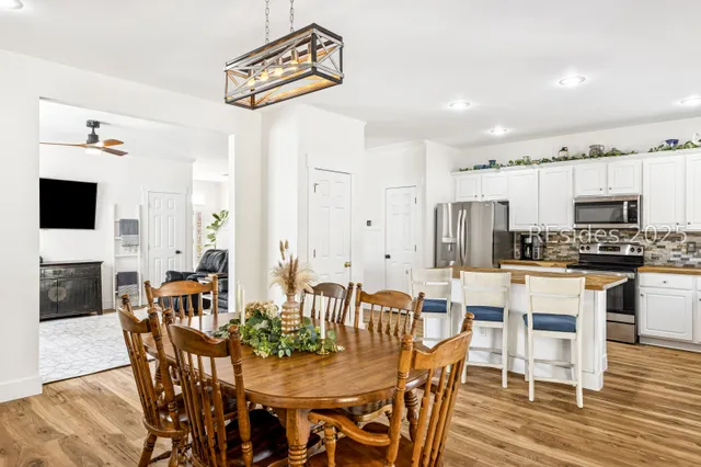 $425,000 | 256 University Parkway, Bluffton, SC 29909