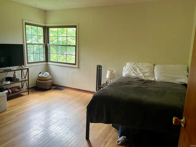 $2,950 | 417 South Swain Avenue, Bloomington, IN 47401