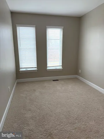 $4,300 | 20396 Roslindale Drive, Ashburn, VA 20147