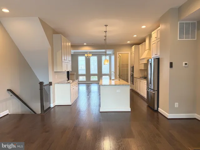 a view of an entryway