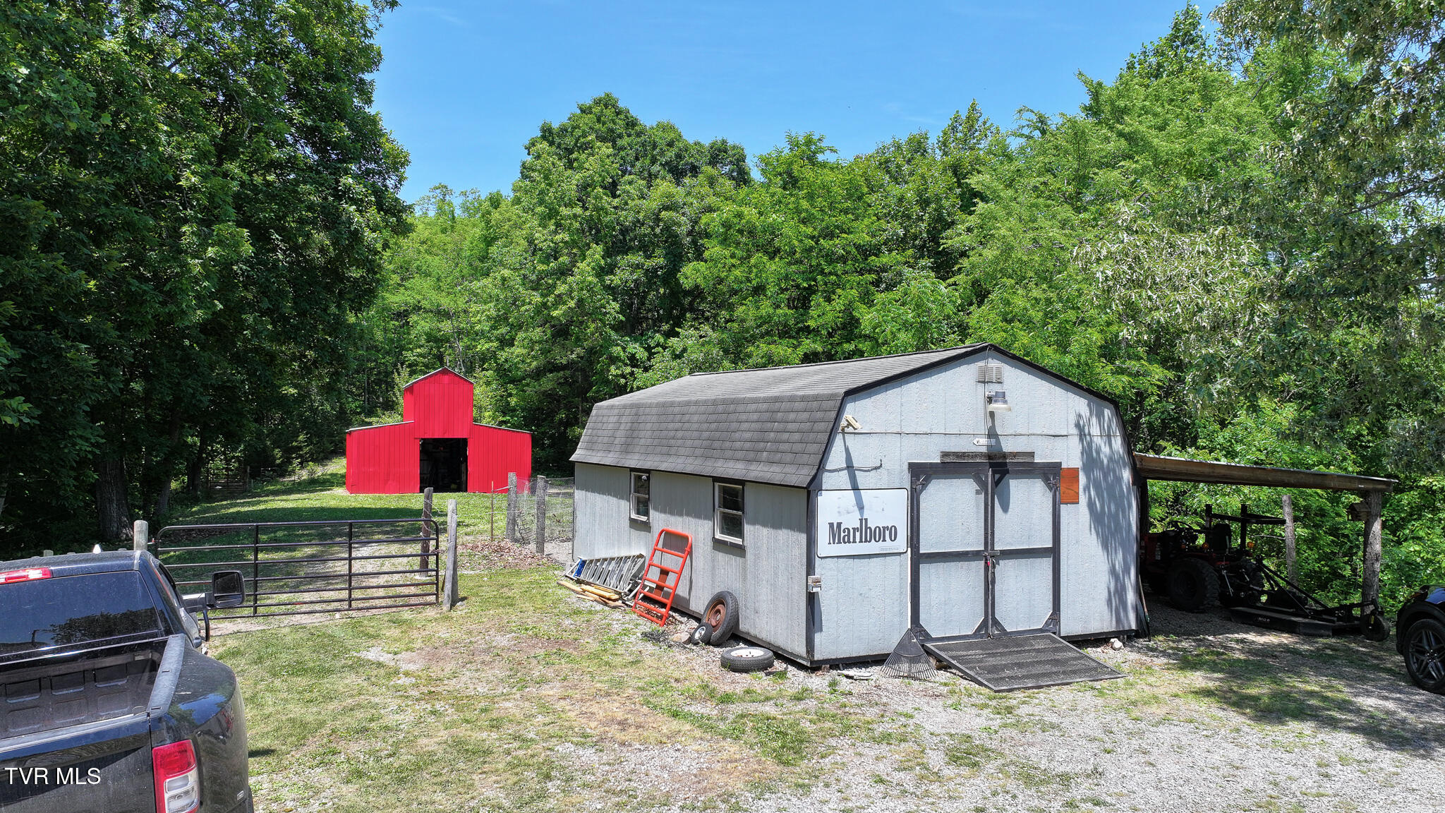 1475 Davis Valley Road Afton, TN 37616 - Photo 30 of 67 30