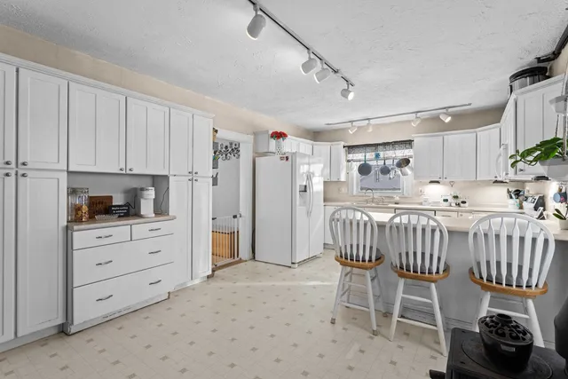 $369,000 | 148 Cypress Street, Manchester, NH 03103