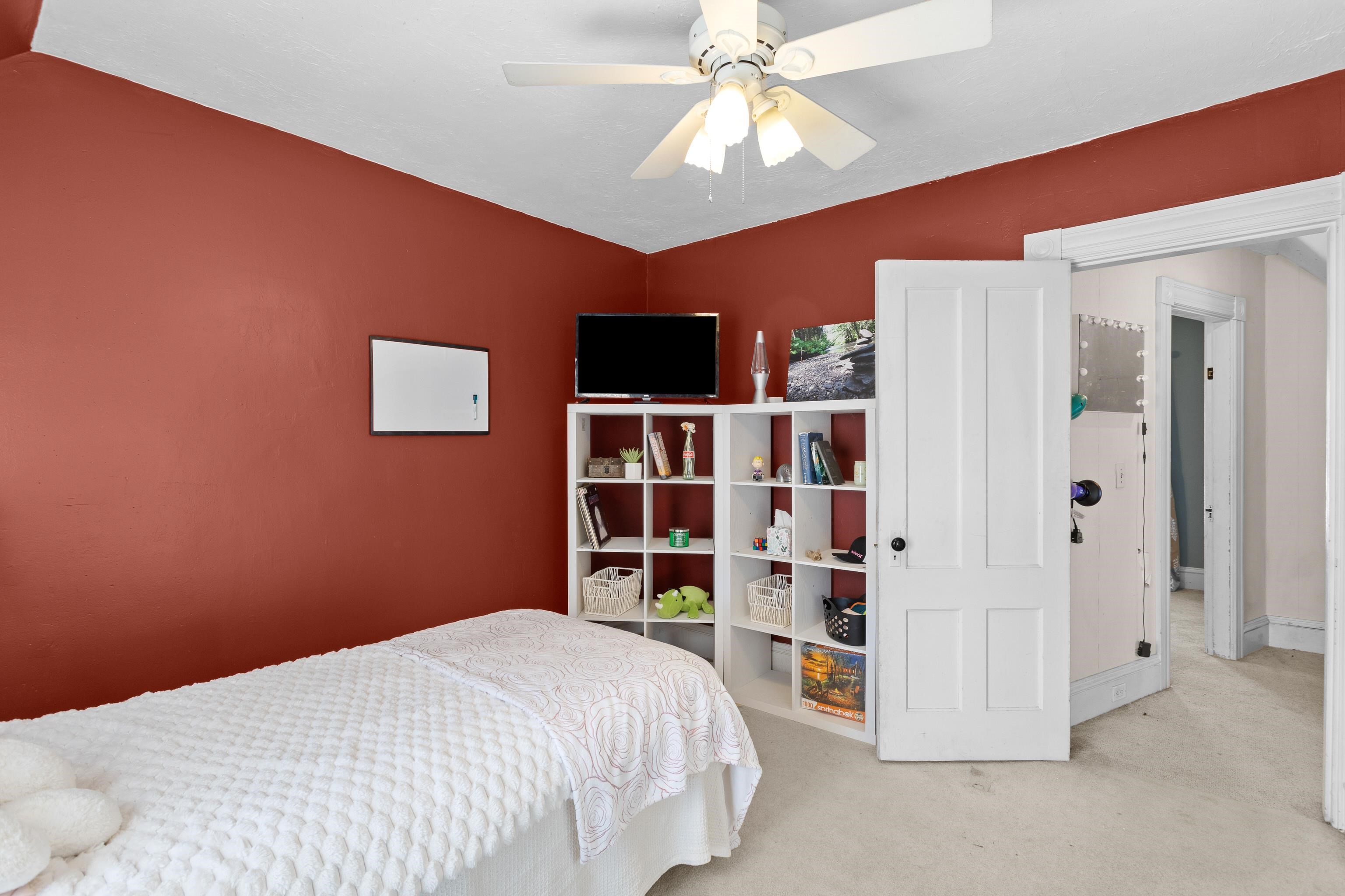 148 Cypress Street Manchester, NH 03103 - Photo 35 of 42