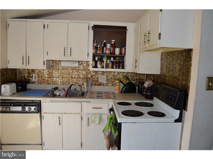 2534 Franklin Avenue Broomall, PA 19008 - Photo 2 of 23 Unit #1