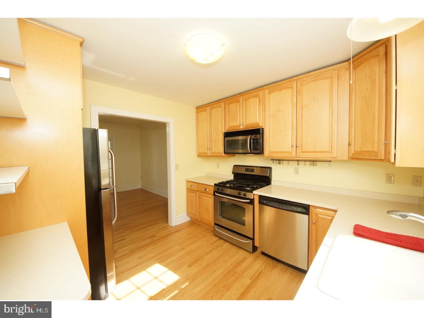 72 Cranbury Road Princeton Junction, NJ 08550 - Photo 11 of 25 Kitchen