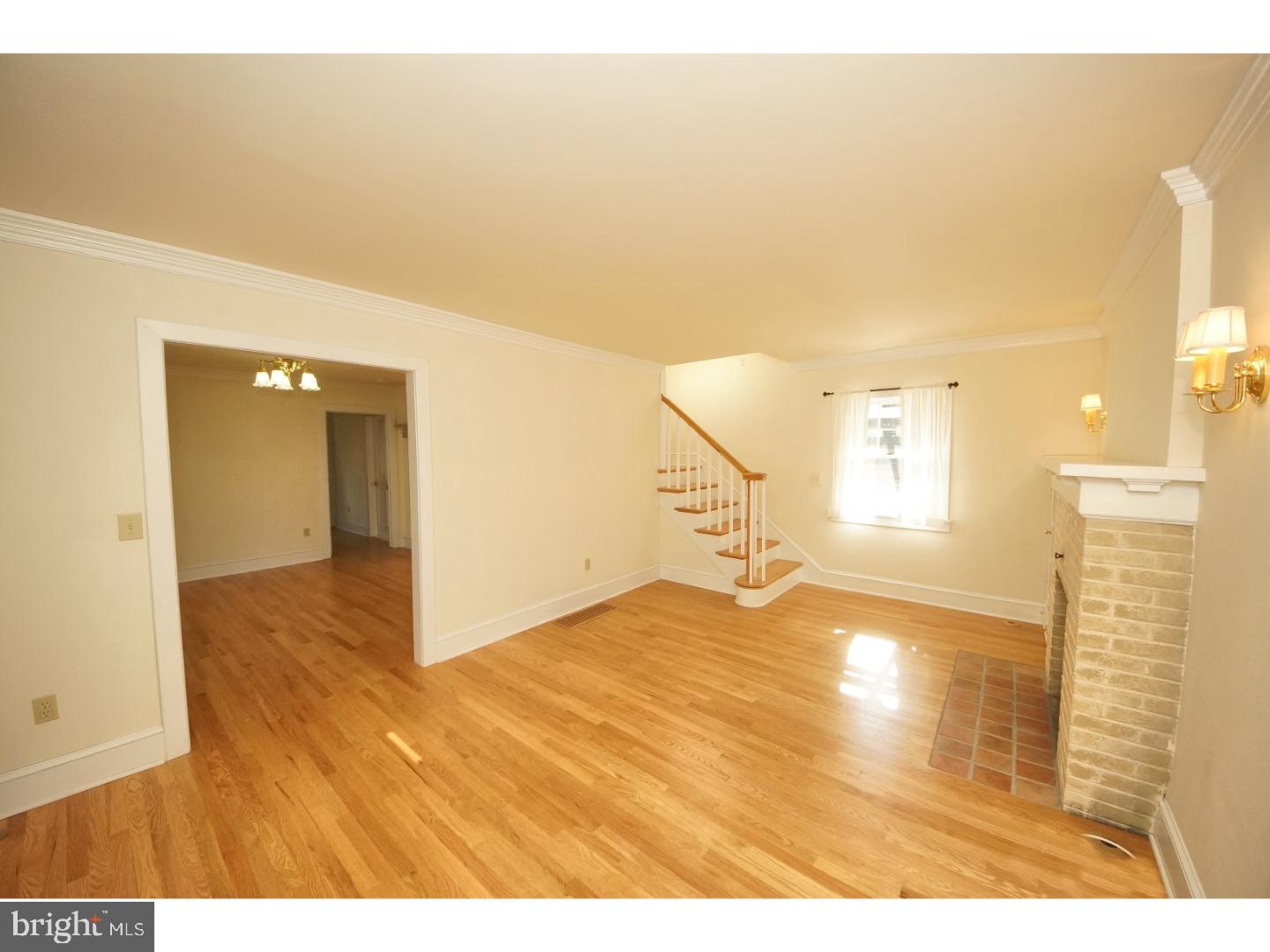 72 Cranbury Road Princeton Junction, NJ 08550 - Photo 7 of 25 Living Room