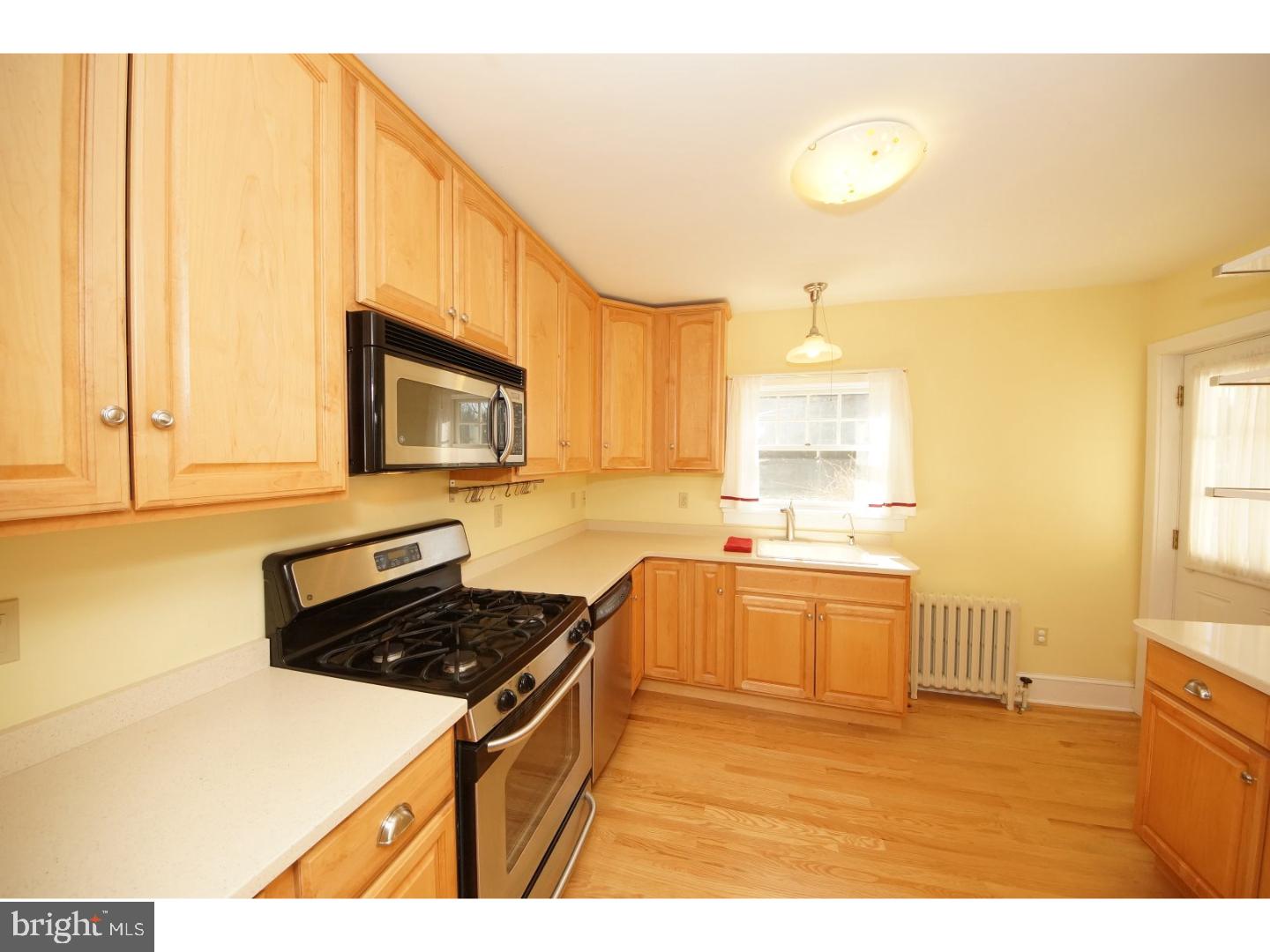 72 Cranbury Road Princeton Junction, NJ 08550 - Photo 10 of 25 Kitchen