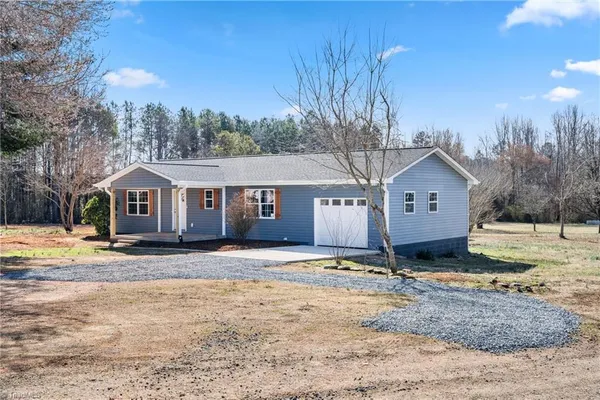 $299,999 | 179 Stephens Lane, Thomasville, NC 27360