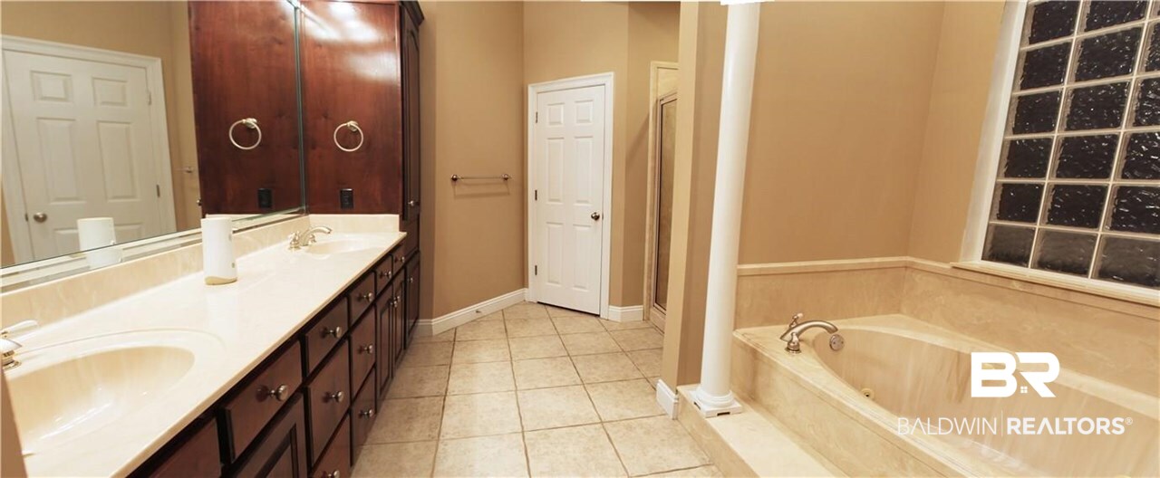 8828 Stillwood Court Mobile, AL 36619 - Photo 7 of 25