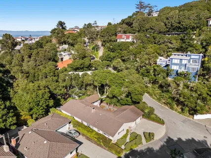 $2,195,000 | 2 Corte Camellia, Millbrae, CA 94030